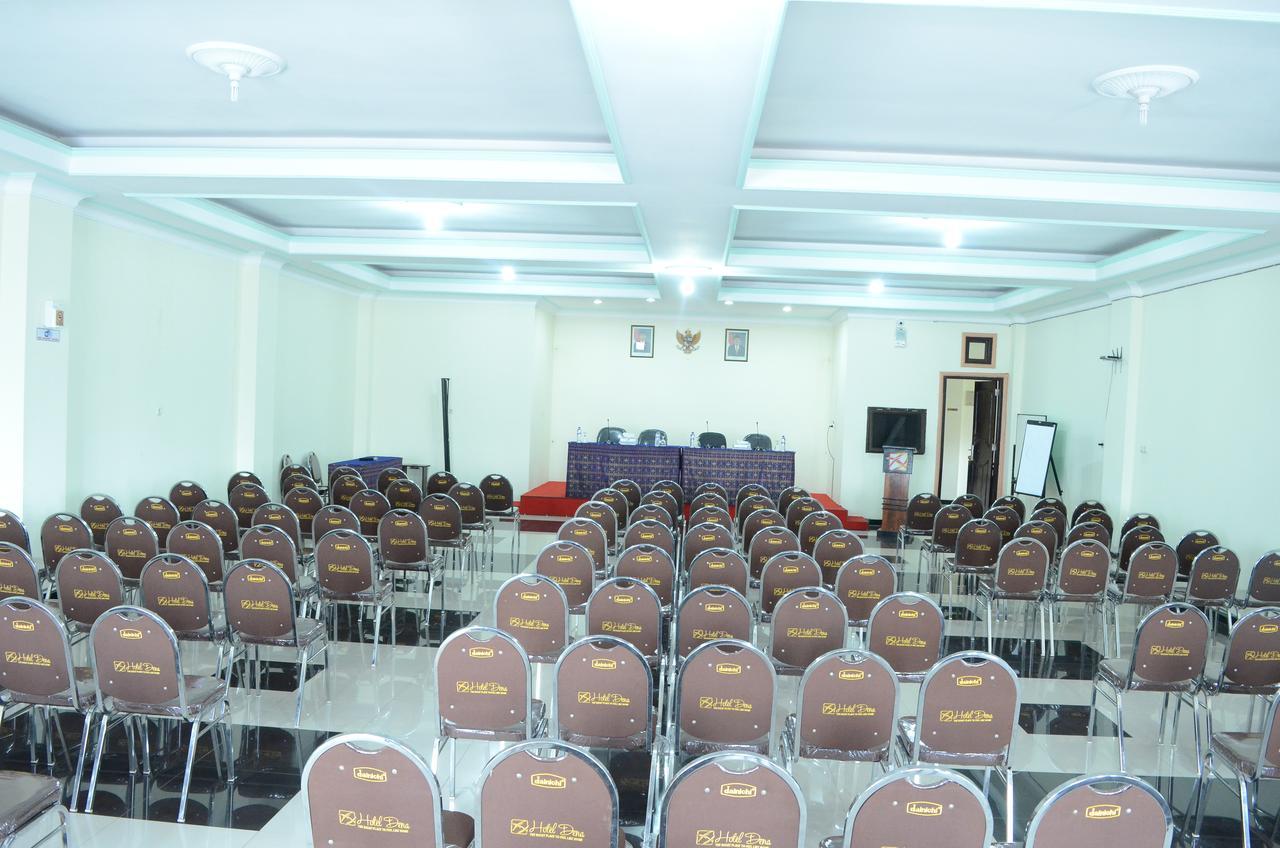 Dena Hotel Soe Buitenkant foto