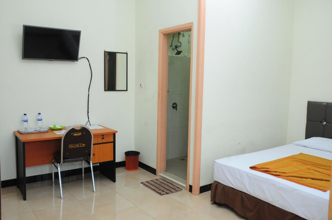 Dena Hotel Soe Buitenkant foto